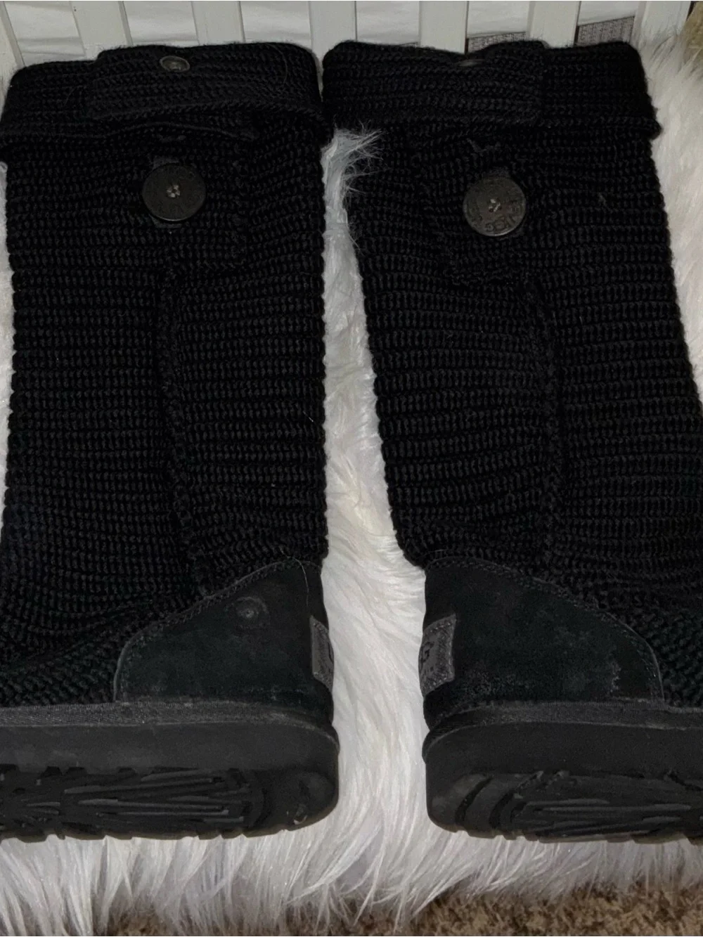 UGG material designed